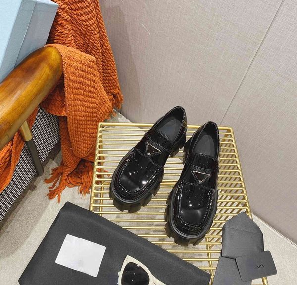 dress shoes lace-up women thick-soled design casual and comfortable round toe thick and shiny three styles to choose from 1111, Black
dress shoes lace-up women thick-soled design casual and comfortable round toe thick and shiny three styles to choose from 1111, Black