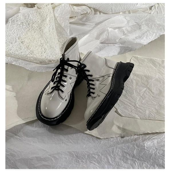 boots 2021 square heel round toe patent leather trifle bottom nude fashion casual sports style short all-match england, Black
boots 2021 square heel round toe patent leather trifle bottom nude fashion casual sports style short all-match england, Black