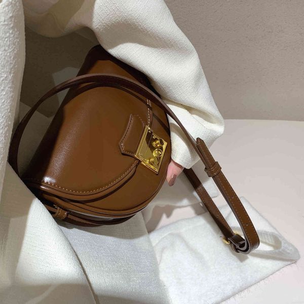 luxury herme handbags and storage nanfeng caramel life saddle bag female autumn winter new 2021 summer versatile one sho 
luxury herme handbags and storage nanfeng caramel life saddle bag female autumn winter new 2021 summer versatile one sho
