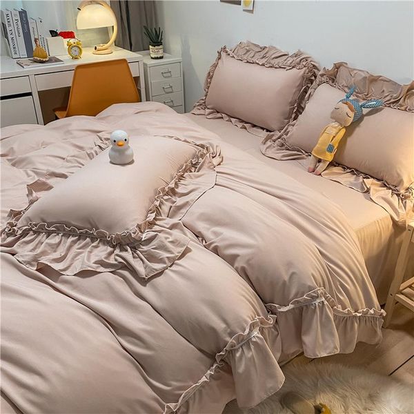 bedding sets lace set simple solid color duvet cover bed sheet skirt four-piece soft and comfortable princess wind
bedding sets lace set simple solid color duvet cover bed sheet skirt four-piece soft and comfortable princess wind
