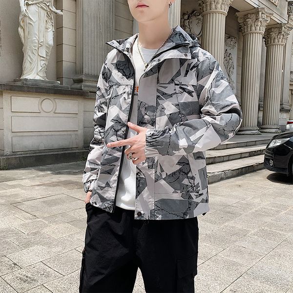 2021 new camouflage men plus camo hooded windbreaker jackets coat military jacket parka fashion streetwear 9vc1, Black;brown
2021 new camouflage men plus camo hooded windbreaker jackets coat military jacket parka fashion streetwear 9vc1, Black;brown