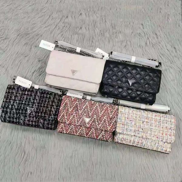 gs woolen cloth lady small fragrance chain one shoulder messenger bag versatile fashion large capacity handbag
gs woolen cloth lady small fragrance chain one shoulder messenger bag versatile fashion large capacity handbag
