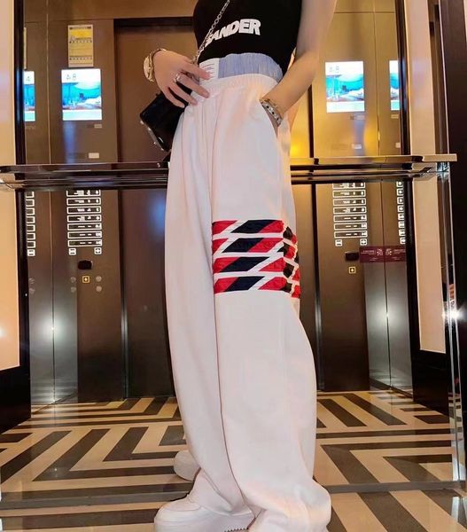 tb four bar stitched two-color casual sports for women's fall 21 new loose and thin high waist straight pants fashion, White;black
tb four bar stitched two-color casual sports for women's fall 21 new loose and thin high waist straight pants fashion, White;black