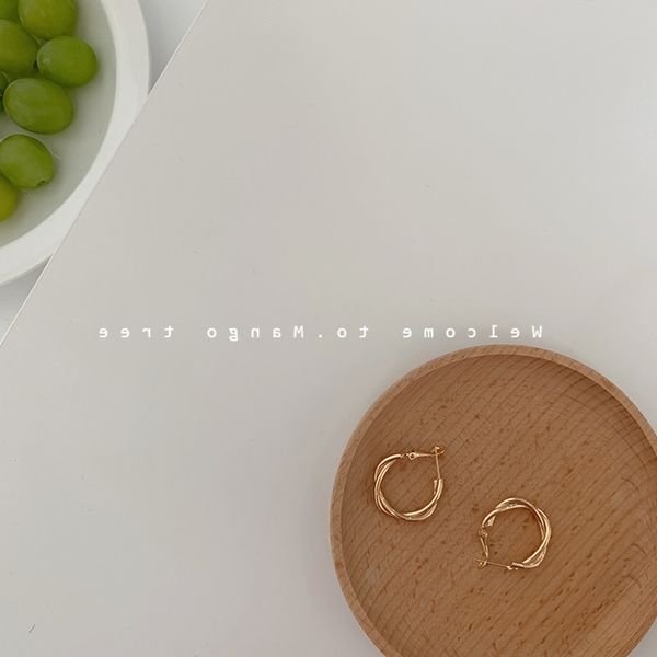 design sense metal personalized earrings women's indifference simple circle ear clip no holes r366, Golden
design sense metal personalized earrings women's indifference simple circle ear clip no holes r366, Golden