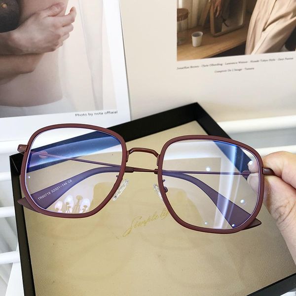 sunglasses 2021 individual frosted full frame anti blue light flat glasses myopia customized man women clear lens plain glass goggle, White;black
sunglasses 2021 individual frosted full frame anti blue light flat glasses myopia customized man women clear lens plain glass goggle, White;black