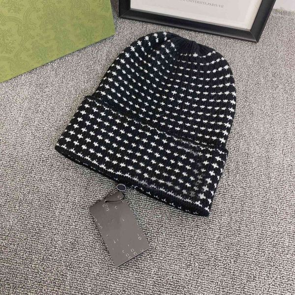 wool hat sydney double letter embroidery knitted warm cold wardrobe accessories, Blue;gray
wool hat sydney double letter embroidery knitted warm cold wardrobe accessories, Blue;gray