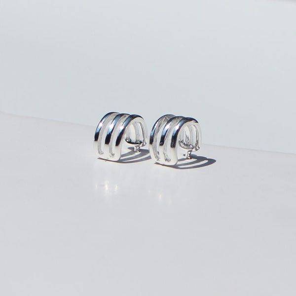 stud 925 sterling silver earrings c-shaped hollow line three-wire simple personality girl jewelry, Golden;silver
stud 925 sterling silver earrings c-shaped hollow line three-wire simple personality girl jewelry, Golden;silver