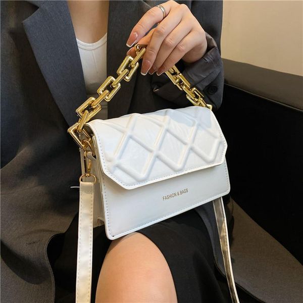 evening bags 2021 trendy one-shoulder messenger bag fashion simple rhombus small square chain female western
evening bags 2021 trendy one-shoulder messenger bag fashion simple rhombus small square chain female western