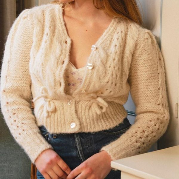 women's knits & tees 2021 retro v neck women twist knitting cardigan vintage center single breasted buttons knitwear short jumper lady, White
women's knits & tees 2021 retro v neck women twist knitting cardigan vintage center single breasted buttons knitwear short jumper lady, White