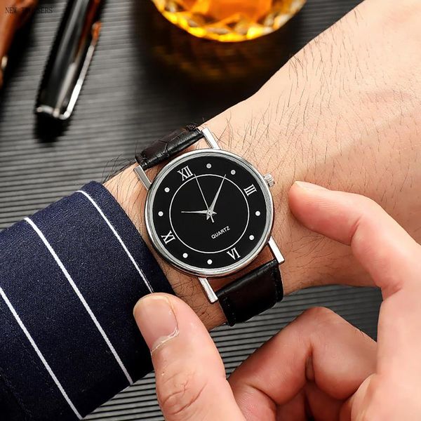 wristwatches 2021 fashion mens watches male clocks date sport military clock leather strap quartz business men watch gift, Slivery;brown
wristwatches 2021 fashion mens watches male clocks date sport military clock leather strap quartz business men watch gift, Slivery;brown