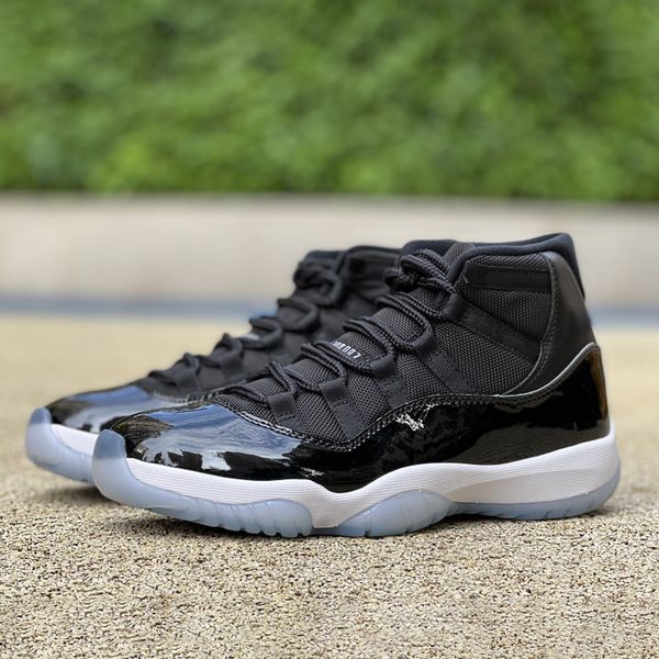 a quality jumpman 11l space jam basketball shoe 11s black white true carbon fiber coat of paint glossy finish fashion outdoor sports sneaker
a quality jumpman 11l space jam basketball shoe 11s black white true carbon fiber coat of paint glossy finish fashion outdoor sports sneaker