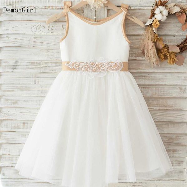girl's dresses puffy white baby girls first birthday with satin bow flower girl dress wedding party custom made, Red;yellow
girl's dresses puffy white baby girls first birthday with satin bow flower girl dress wedding party custom made, Red;yellow