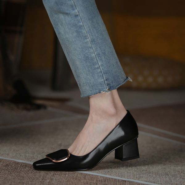 womens high heels pointed toe genuine leather flower printed square heeled shallow shoes 2021 spring ladies wedding pumps, Black
womens high heels pointed toe genuine leather flower printed square heeled shallow shoes 2021 spring ladies wedding pumps, Black
