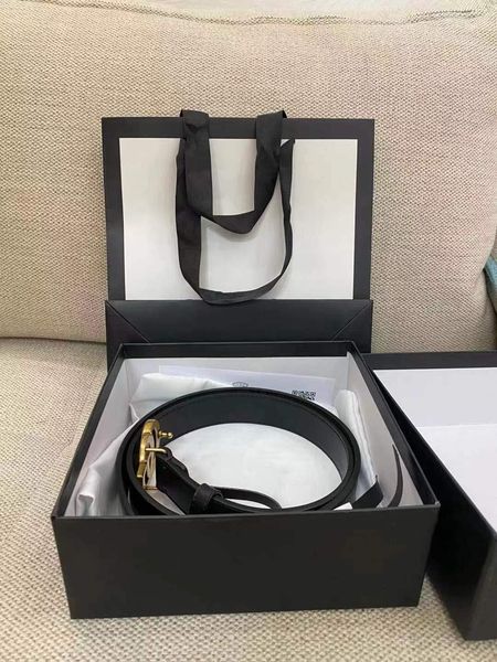 2021 fashion big buckle genuine leather belt with box designer men women mens belts,3.5cm wide 5 aaa, Black;brown
2021 fashion big buckle genuine leather belt with box designer men women mens belts,3.5cm wide 5 aaa, Black;brown