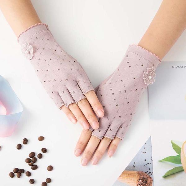 five fingers gloves half-finger female thin summer sun protection non-slip outdoor sports riding sunscreen fingerless, Blue;gray
five fingers gloves half-finger female thin summer sun protection non-slip outdoor sports riding sunscreen fingerless, Blue;gray