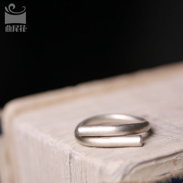trendsetter personality simple minority geometric ring temperament versatile plain men's silver jewelry
trendsetter personality simple minority geometric ring temperament versatile plain men's silver jewelry