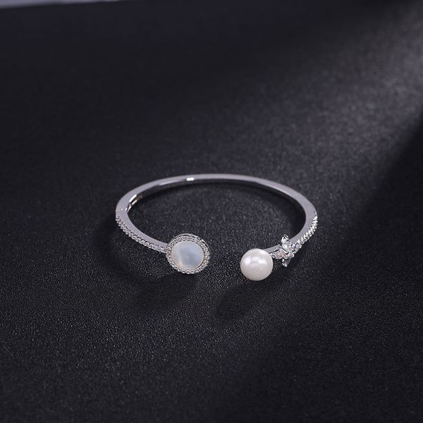 bangles bracelet a fmily high version brcelet fmily temperment round white fritillri perl open brcelet with dimond str brcelet, Black
bangles bracelet a fmily high version brcelet fmily temperment round white fritillri perl open brcelet with dimond str brcelet, Black