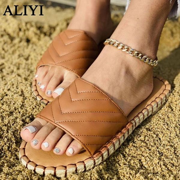 2021 new sandals women summer fashion artificial leather comfortable ladies casual slides 36-43 big home beach flat slippers, Black
2021 new sandals women summer fashion artificial leather comfortable ladies casual slides 36-43 big home beach flat slippers, Black