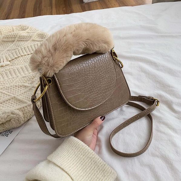 factory wholesale women bag embossed leather handbag elegant atmosphere crocodile winter fashion handbags vintage leathers shoulder bags, Black;red
factory wholesale women bag embossed leather handbag elegant atmosphere crocodile winter fashion handbags vintage leathers shoulder bags, Black;red