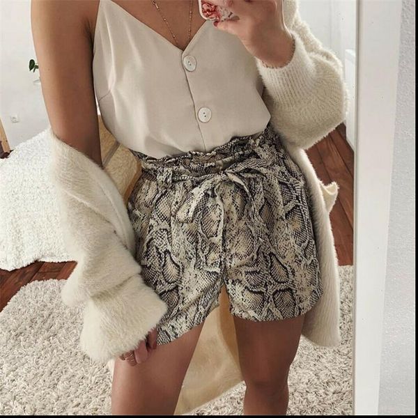 summer casual shorts 2021 daily vacation beach high waist shorts snake skin printed fashion lady women short femme, White;black
summer casual shorts 2021 daily vacation beach high waist shorts snake skin printed fashion lady women short femme, White;black