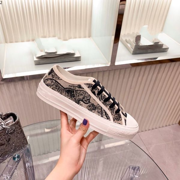 superstar white black pink blue gold 80s superstars pride sneakers super star women men sports casual eur 35-40 mkj002, Red;white
superstar white black pink blue gold 80s superstars pride sneakers super star women men sports casual eur 35-40 mkj002, Red;white