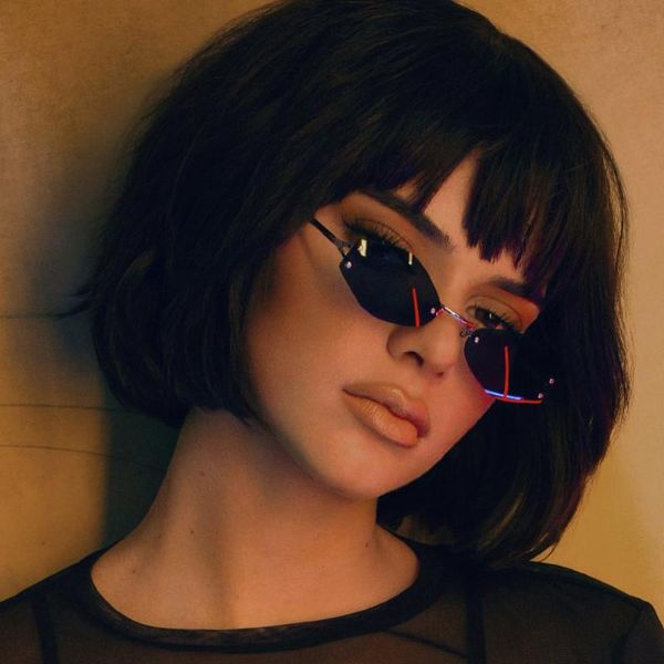 kendall and kylie rimless oval sunglasses women's clear red lens shades tinted sun glasses mens narrow 90's sunglass, White;black
kendall and kylie rimless oval sunglasses women's clear red lens shades tinted sun glasses mens narrow 90's sunglass, White;black