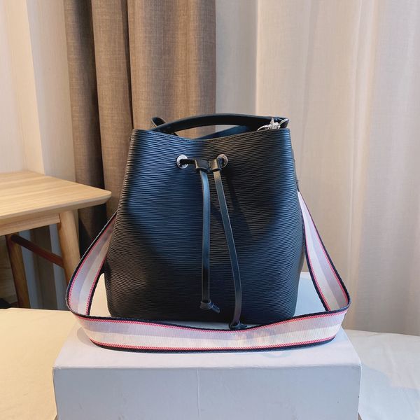 2021 ss women fashion neonoe bb wallets famous designers shoulder bags handbags lady classic wallet bucket bag ladies handbag purse, Red;black
2021 ss women fashion neonoe bb wallets famous designers shoulder bags handbags lady classic wallet bucket bag ladies handbag purse, Red;black