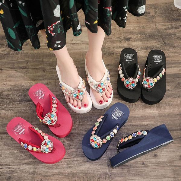 slippers 2021 fashion women crystal flip flops flat shoes summer black/white/red female casual lady woman footwear
slippers 2021 fashion women crystal flip flops flat shoes summer black/white/red female casual lady woman footwear