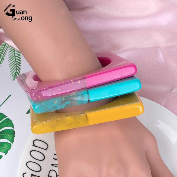 guanlong vintage resin cuff charms square bracelet bangles for women fashion jewelry acrylic geometric big bangle for girls q0719, Black
guanlong vintage resin cuff charms square bracelet bangles for women fashion jewelry acrylic geometric big bangle for girls q0719, Black