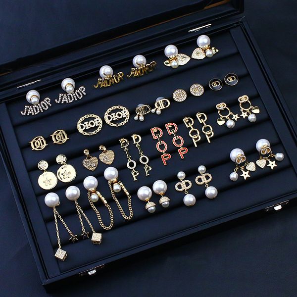 design jewelry 2021 new simple pearl dadongmen net red same diamond inlaid letter earrings female, Golden
design jewelry 2021 new simple pearl dadongmen net red same diamond inlaid letter earrings female, Golden