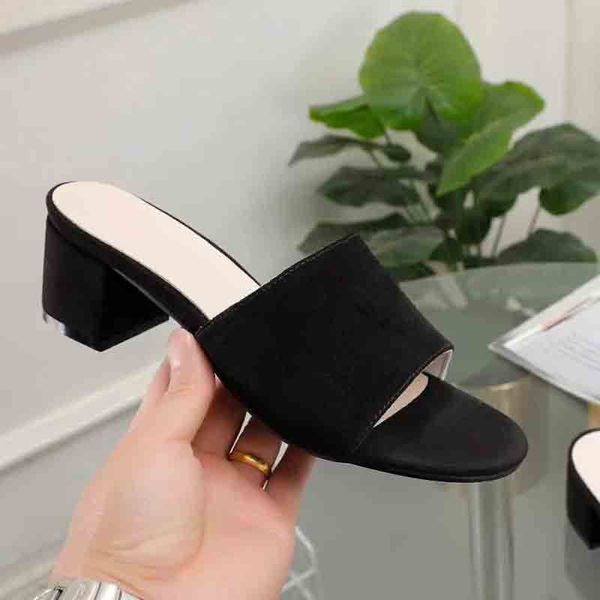 fashion luxury high heels leather beach slippers suede women designer summer sandals size 35-42 with box, Black
fashion luxury high heels leather beach slippers suede women designer summer sandals size 35-42 with box, Black