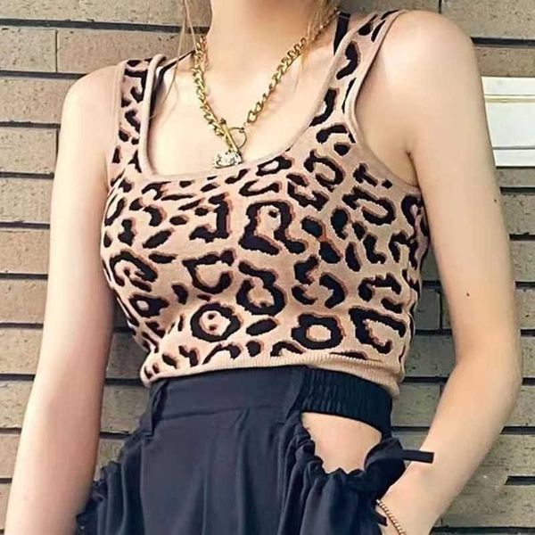 summer new slim short leopard print camisole base knitted vest woman sweater, Black;white
summer new slim short leopard print camisole base knitted vest woman sweater, Black;white