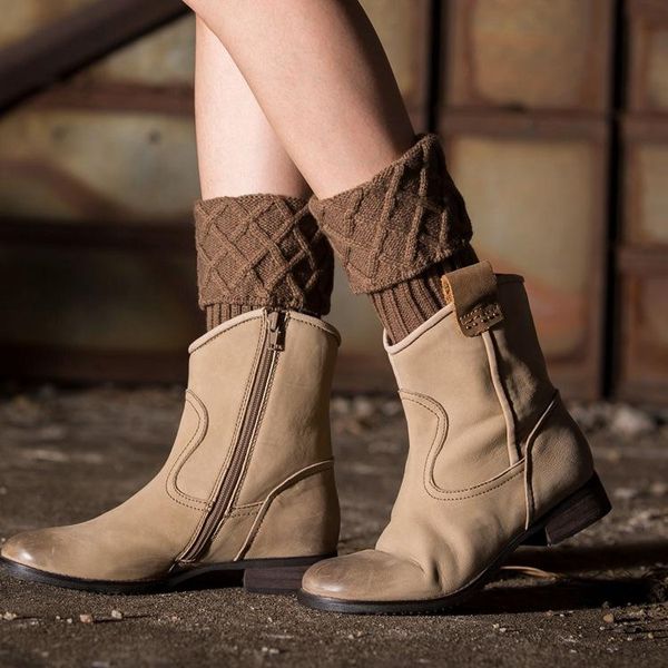 socks & hosiery foot sock booties pile style boot cover knitted wool short turn-over thin thigh sleeve rhombus mesh wholesale, Black;white
socks & hosiery foot sock booties pile style boot cover knitted wool short turn-over thin thigh sleeve rhombus mesh wholesale, Black;white