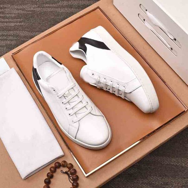 2021 platform luxury designer high-quality fashion forcing mens shoes casual outdoor size 38-44 with box dust bag, Black
2021 platform luxury designer high-quality fashion forcing mens shoes casual outdoor size 38-44 with box dust bag, Black