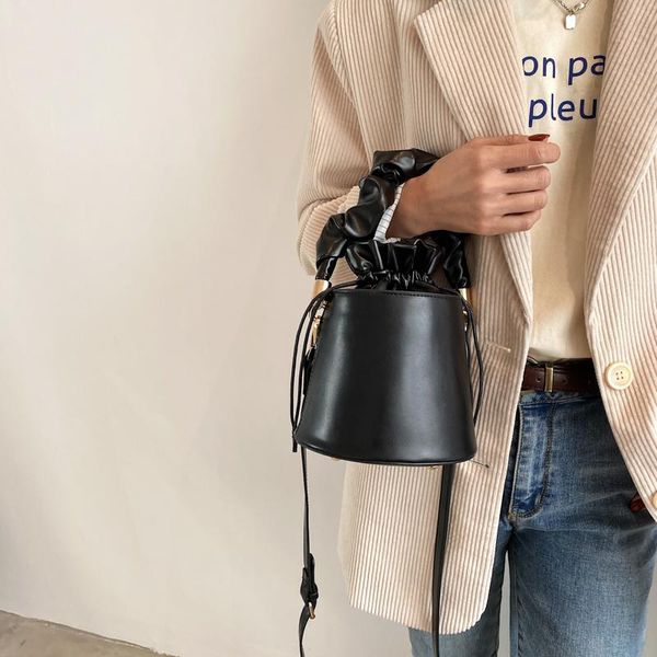 shoulder bags bucket handbag women drawstring leather for 2021 small crossbody messenger bag sac a main mini hand purse
shoulder bags bucket handbag women drawstring leather for 2021 small crossbody messenger bag sac a main mini hand purse