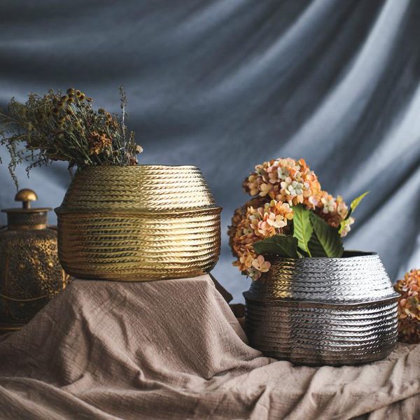 handmade ceramic flowerpot flowerpot home balcony living room handmade art simple pottery decoration lucky home vase
handmade ceramic flowerpot flowerpot home balcony living room handmade art simple pottery decoration lucky home vase
