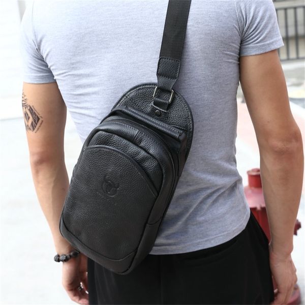 2019 large capacity portable leather chest bag cowhide men's shoulder strap korean leisure fashion sports bag
2019 large capacity portable leather chest bag cowhide men's shoulder strap korean leisure fashion sports bag