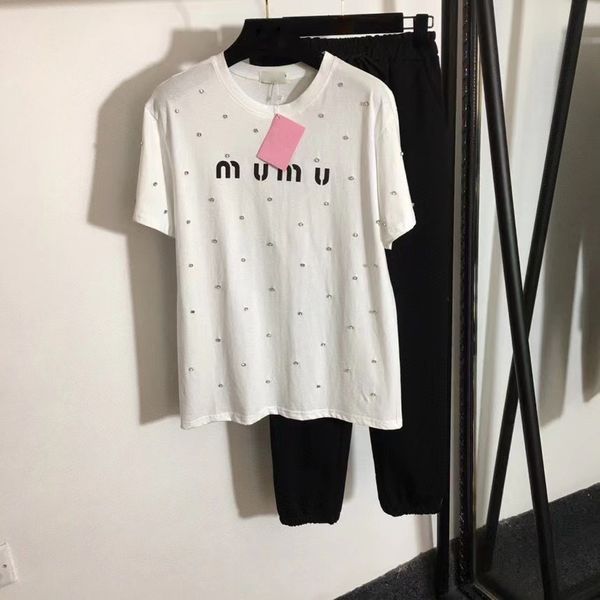 the new designer 2021 women suit knitting material knitting suit long trousers fashion trends40itsl, White
the new designer 2021 women suit knitting material knitting suit long trousers fashion trends40itsl, White