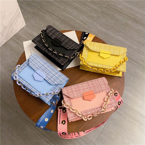 evening bag 2021 fashion korean pu woven lock chain women's shoulder diagonal small square
evening bag 2021 fashion korean pu woven lock chain women's shoulder diagonal small square