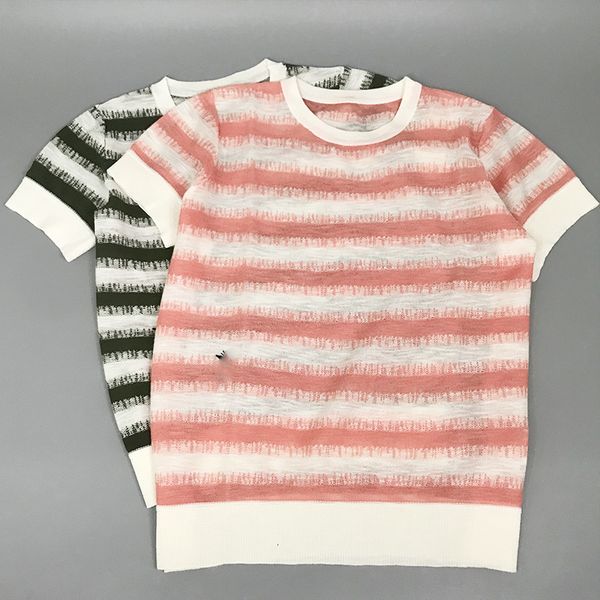 shirt d family 2021 spring and summer product little bee letter gradient stripe leisure encel round neck short sleeve female, White
shirt d family 2021 spring and summer product little bee letter gradient stripe leisure encel round neck short sleeve female, White