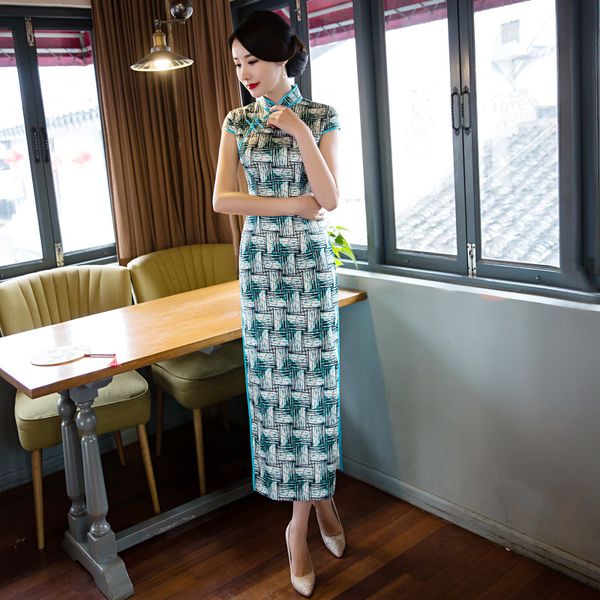 elegant orientale women short sleeve satin long qipao chinese mandarin collar plaid prined cheongsam oversize 3xl, Red
elegant orientale women short sleeve satin long qipao chinese mandarin collar plaid prined cheongsam oversize 3xl, Red
