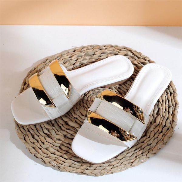 slippers women's plus size sandals and slippers, snakeskin pattern, large buttons, metal chain sandals, square toe flat, Black
slippers women's plus size sandals and slippers, snakeskin pattern, large buttons, metal chain sandals, square toe flat, Black