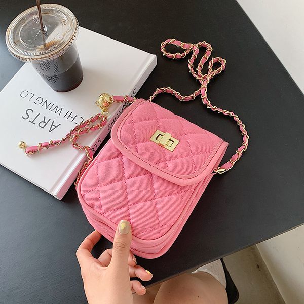 this trendy popular new mini of sense exquisite bag phone summer small messenger 2021 high-end female year's mobile aitid
this trendy popular new mini of sense exquisite bag phone summer small messenger 2021 high-end female year's mobile aitid