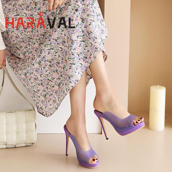 slippers haraval 2021 women slipper shoes jelly high heels fashion outside waterproof platform female b53, Black
slippers haraval 2021 women slipper shoes jelly high heels fashion outside waterproof platform female b53, Black