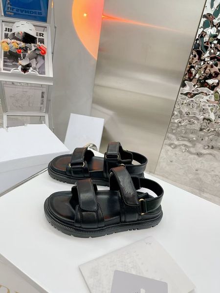 2021 sandals slippers designer sandal women luxury tpu sole sheepskin leather comfortable size 35-40 shoes flat womens luxurys designers bra, Black
2021 sandals slippers designer sandal women luxury tpu sole sheepskin leather comfortable size 35-40 shoes flat womens luxurys designers bra, Black