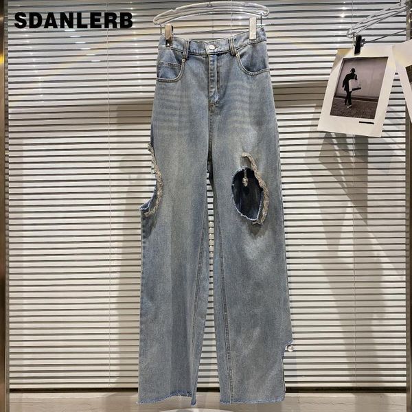 women's jeans women long denim pants 2021 summer model style trousers ripped rhinestone chain pendant washed and worn wide leg, Blue
women's jeans women long denim pants 2021 summer model style trousers ripped rhinestone chain pendant washed and worn wide leg, Blue