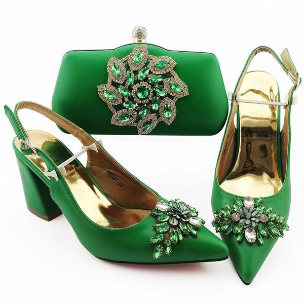 dress shoes 2021 summer italian style applique high heels and bag set elegant ladies for party, Black
dress shoes 2021 summer italian style applique high heels and bag set elegant ladies for party, Black