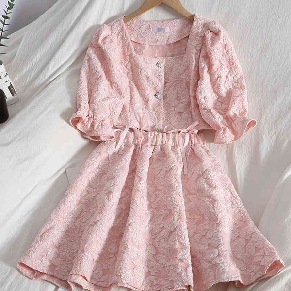 two piece dress summer fashion buttoned square-neck short with lace-up slim and fluffy skirt two-piece pleated pattern female, White
two piece dress summer fashion buttoned square-neck short with lace-up slim and fluffy skirt two-piece pleated pattern female, White