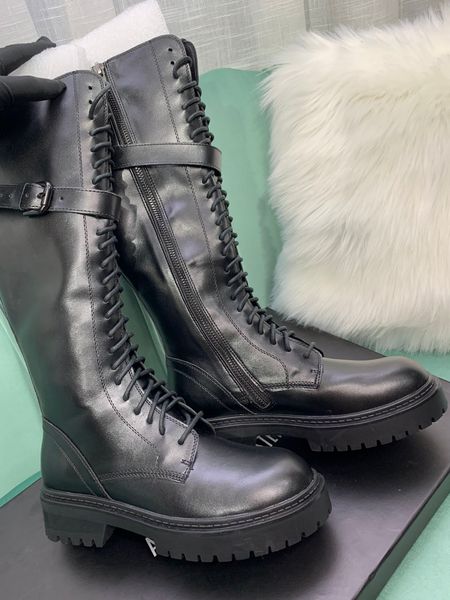 autumn and winter latest style boots temperament classic strapping boot high-end quality leather inner 24-hole bootss casual shoes size35-40, Black
autumn and winter latest style boots temperament classic strapping boot high-end quality leather inner 24-hole bootss casual shoes size35-40, Black