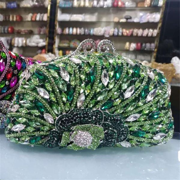 evening bags women diamonds clutches rhinestone bag flower rose crystal clutch party small purse handbags wedding female
evening bags women diamonds clutches rhinestone bag flower rose crystal clutch party small purse handbags wedding female